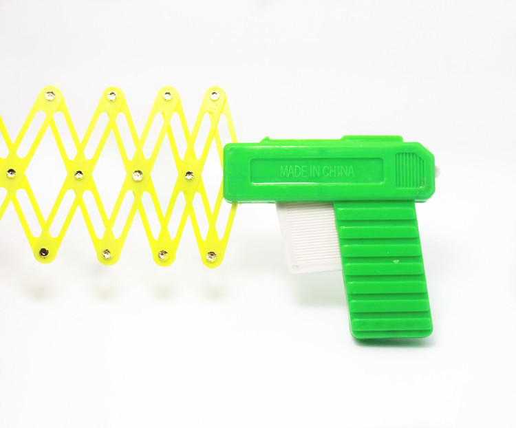批发儿童整人玩具 伸缩拳头玩具枪 【超好玩玩具