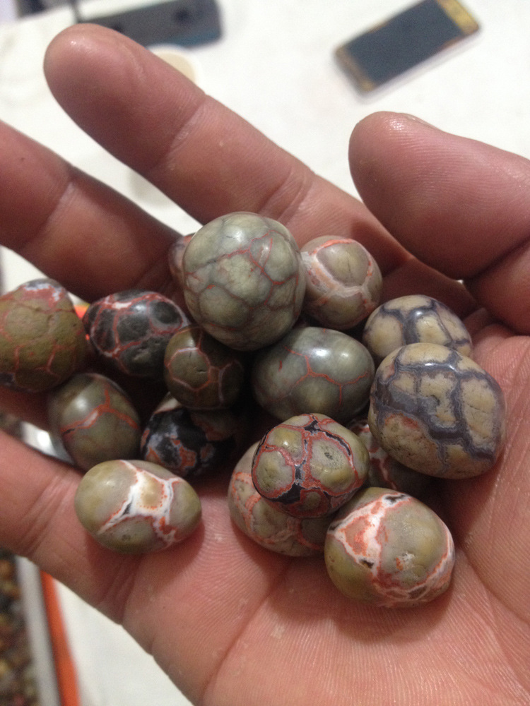 经脉玛瑙 血脉 戈壁玛瑙 玛瑙原石 龟背玛瑙 每公斤图片_1
