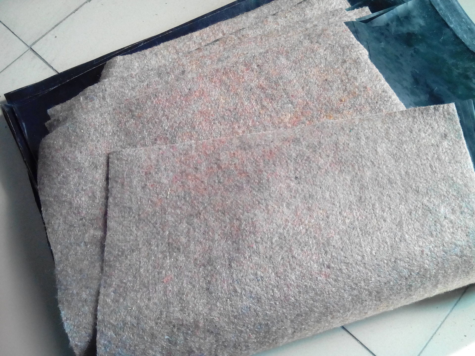 防雨保温被面料