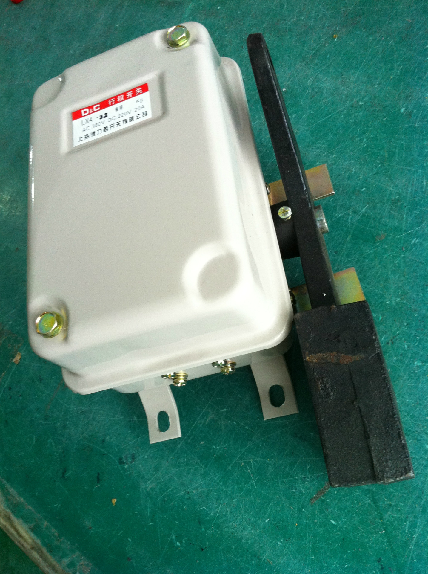 上海德力西原厂正品lx4-32行程开关