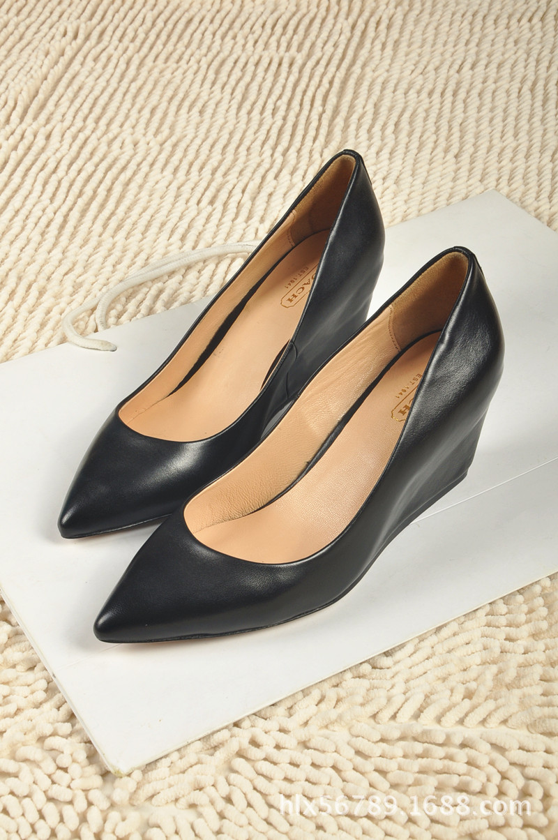 欧版2014春新品 胎牛皮隐形坡跟尖头高跟鞋 奢华气质女单鞋 瓢鞋