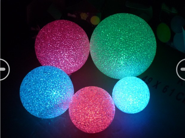 10cm水晶球七彩小夜灯 梦幻.