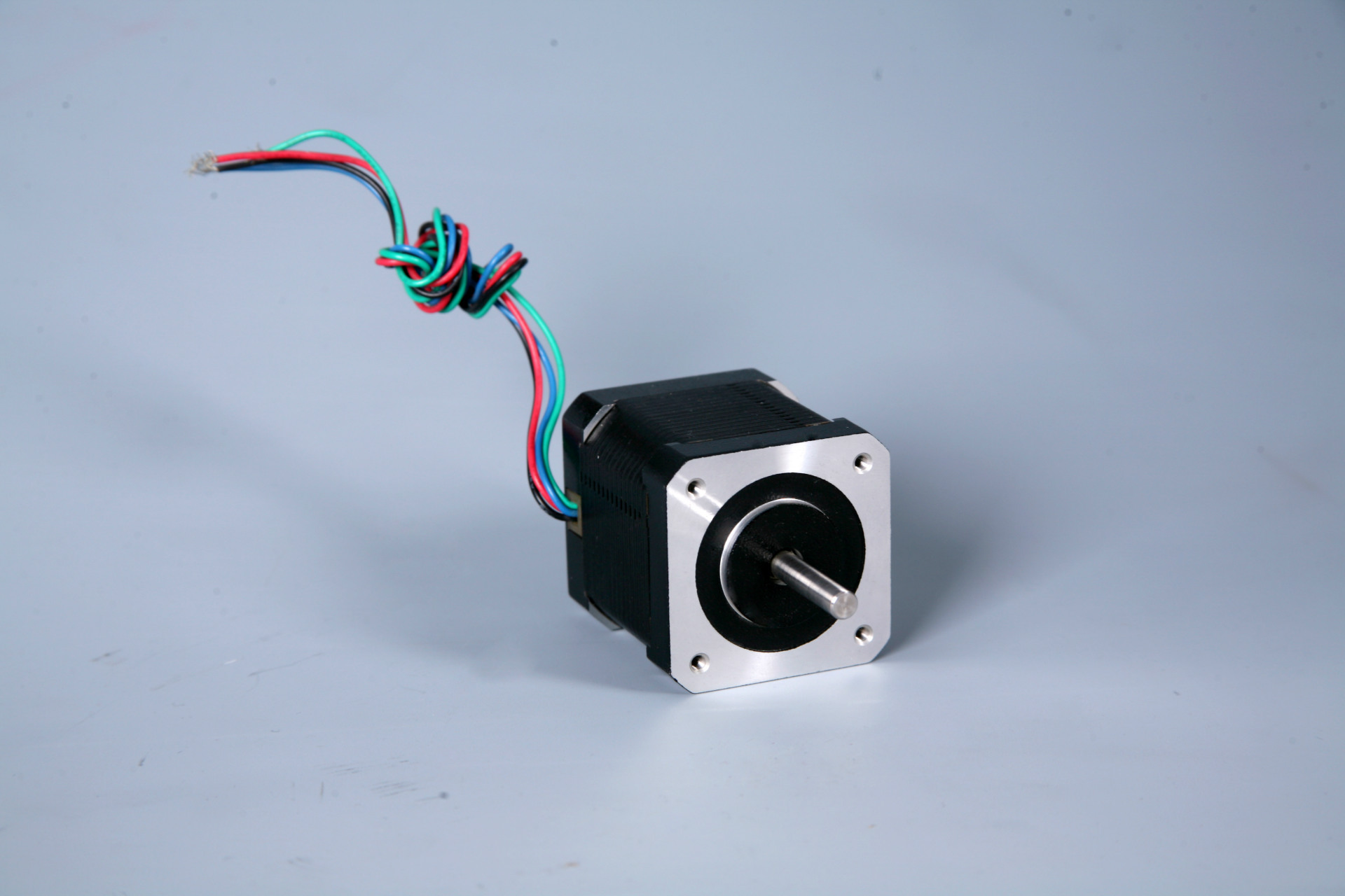 电气与能源设备 电动机/电机 微电机 厂家直销 57mm三相混合式步进