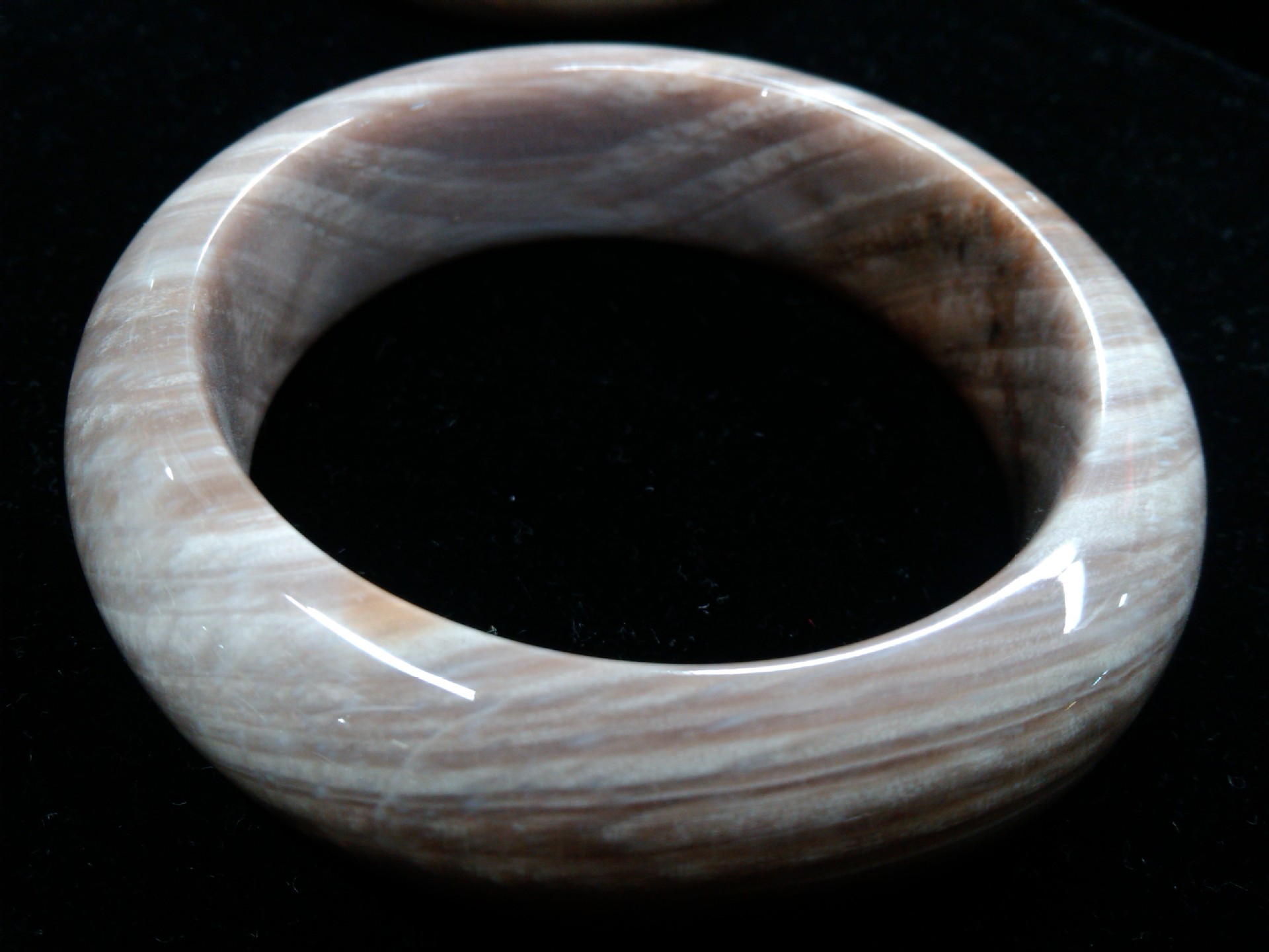 王太立供应天然木化玉硅化木手镯399包邮量大优惠