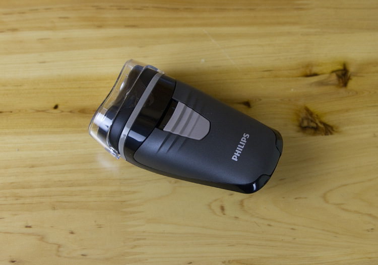 飞利浦hq139剃须刀 双头旋转 干电池 全国联保 混批 一件发货