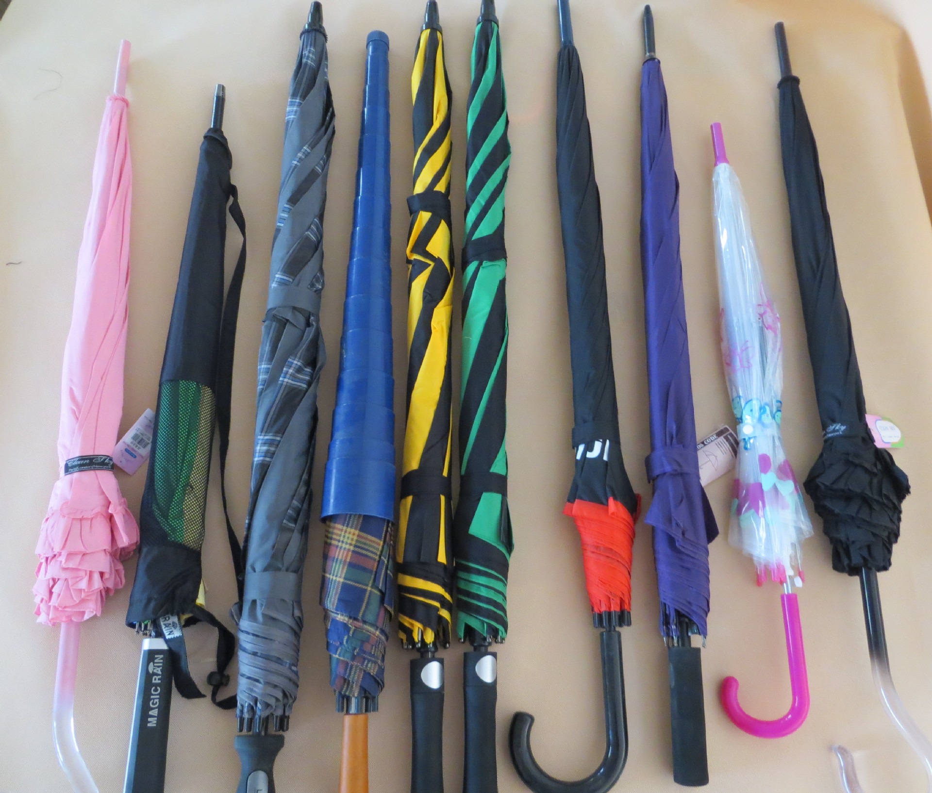 地摊热销创意雨伞批发 混款自动长柄直杆日韩伞防紫外线伞