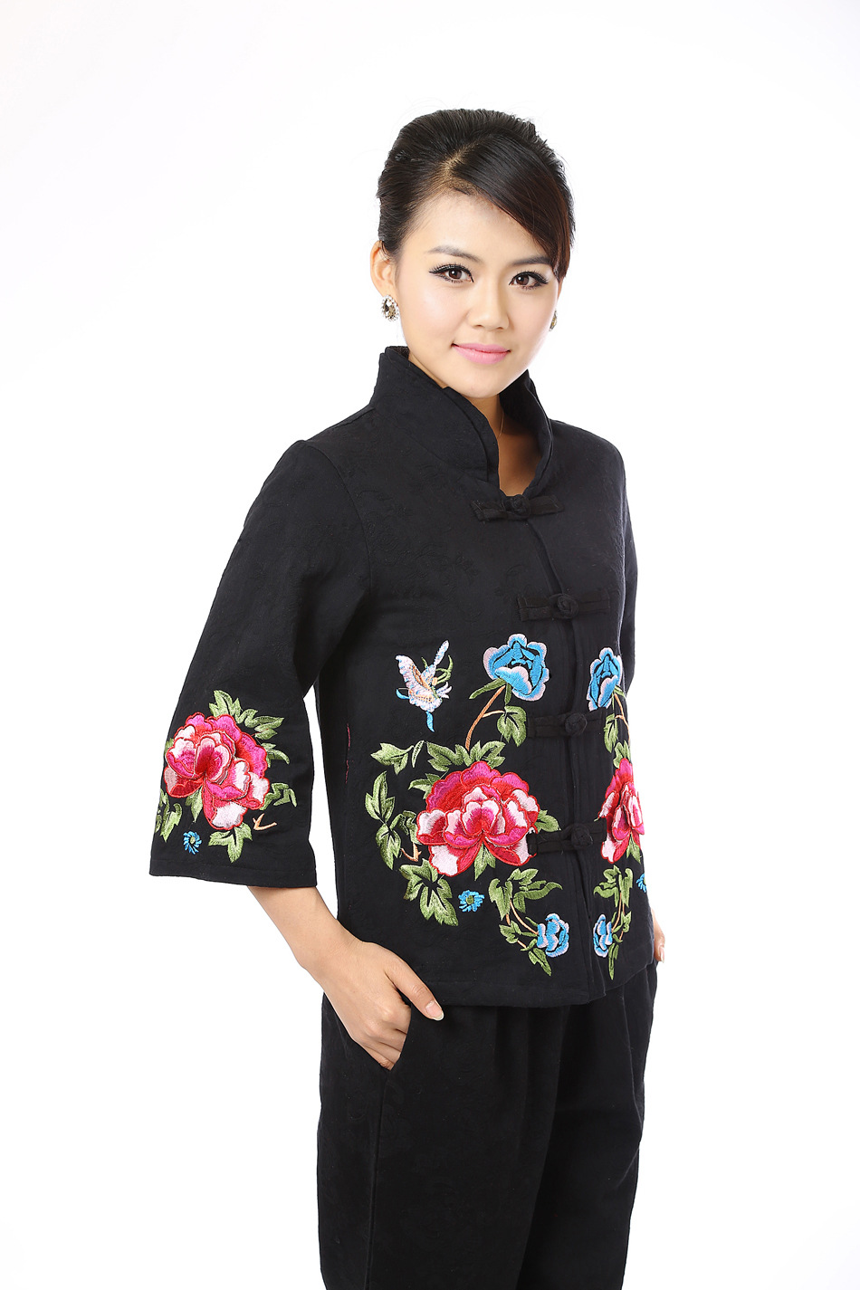 中式民族风夹棉外套 唐装刺绣花棉袄 大码中老年女装短款上衣棉服图片