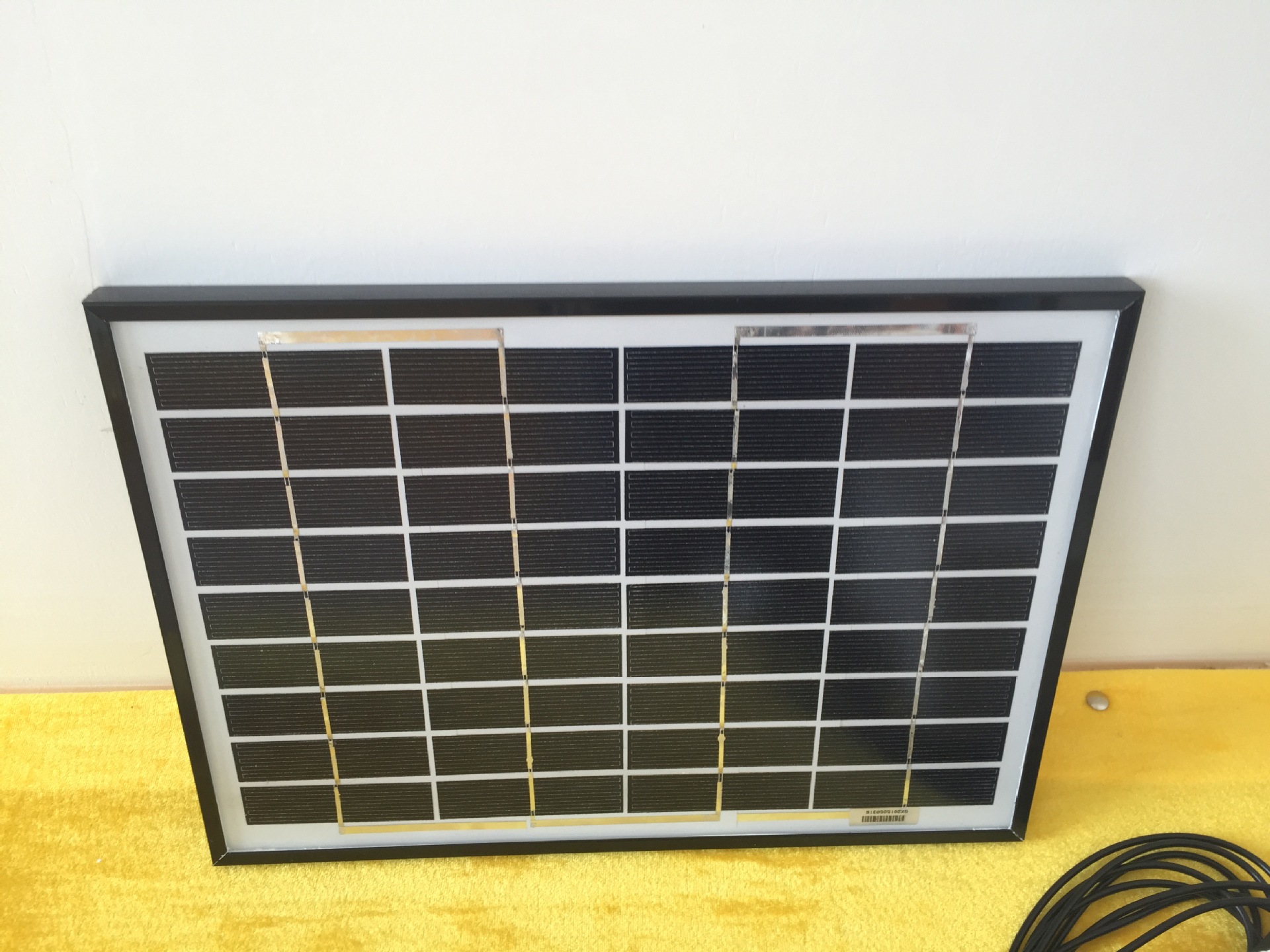 10w黑晶太阳能板