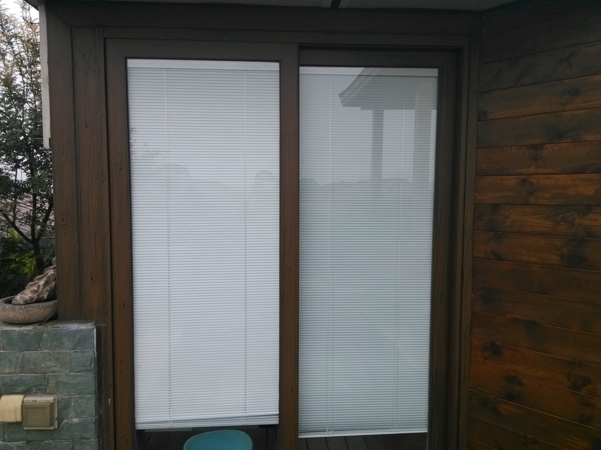 维固尼门窗 铝合金电动中空百叶推拉门 铝合金推拉门 厂家订做 - 装潢