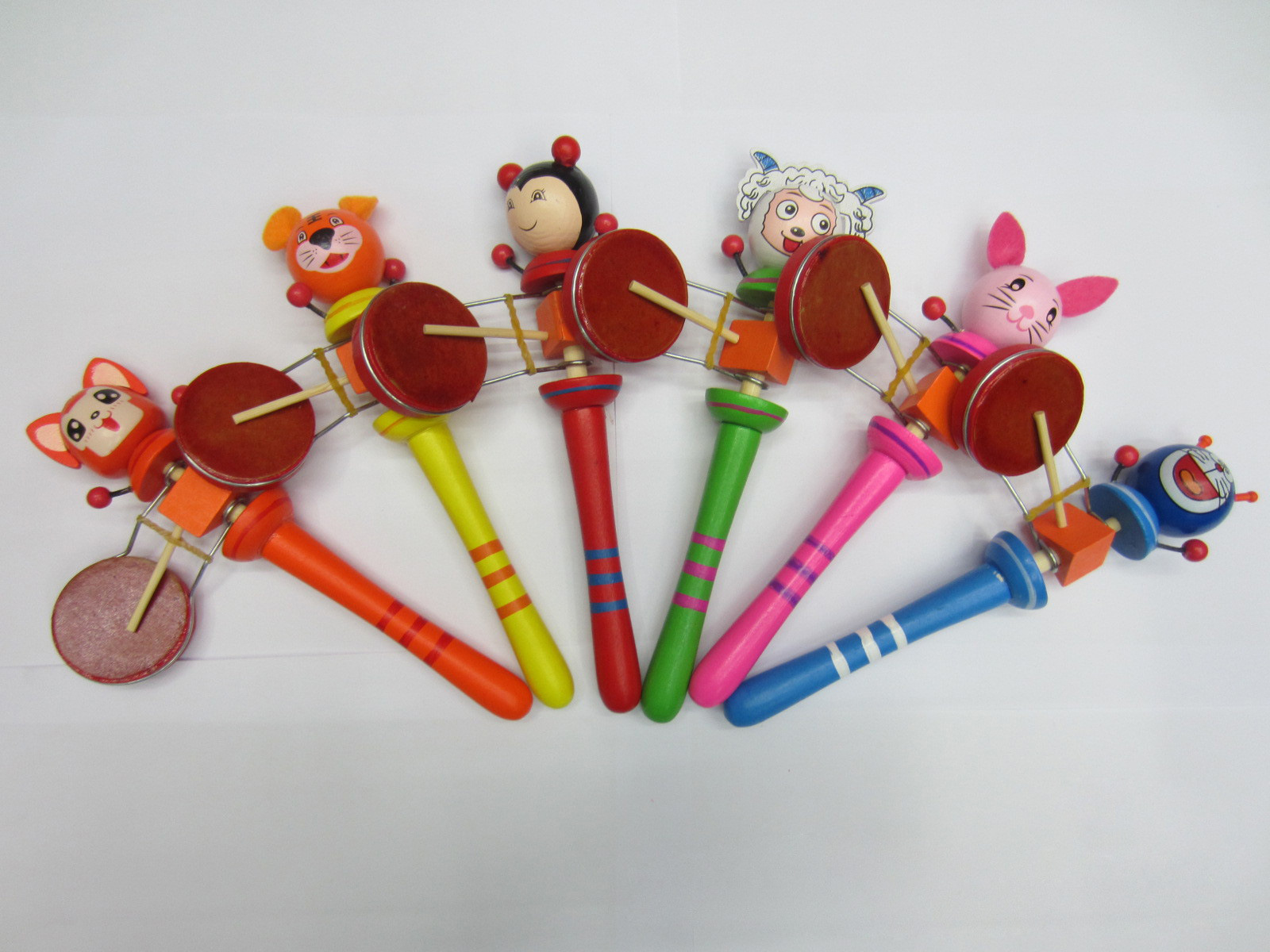 【热卖木制玩具 木头人摇摇鼓 开心木偶手摇鼓 地摊庙会旅游区热销】