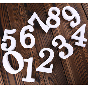 批发树脂字母摆件 圣诞用品字母 创意字材质木塑板