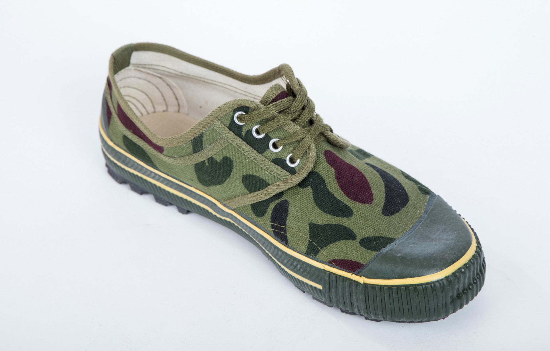 军训用解放军绿球鞋 农民工人军训用民用胶鞋