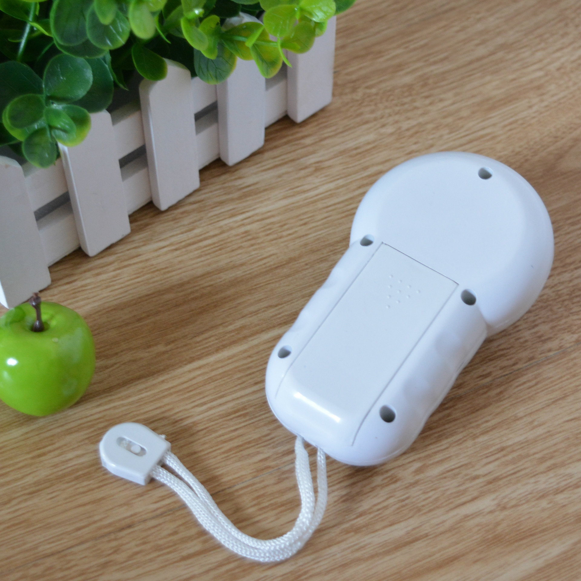 创意迷你按摩器 mini脸部按摩器 tv产品可定制