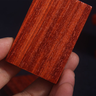 血檀无事牌似小叶紫檀无事牌 同料品质 无瑕疵 做工精细无事牌