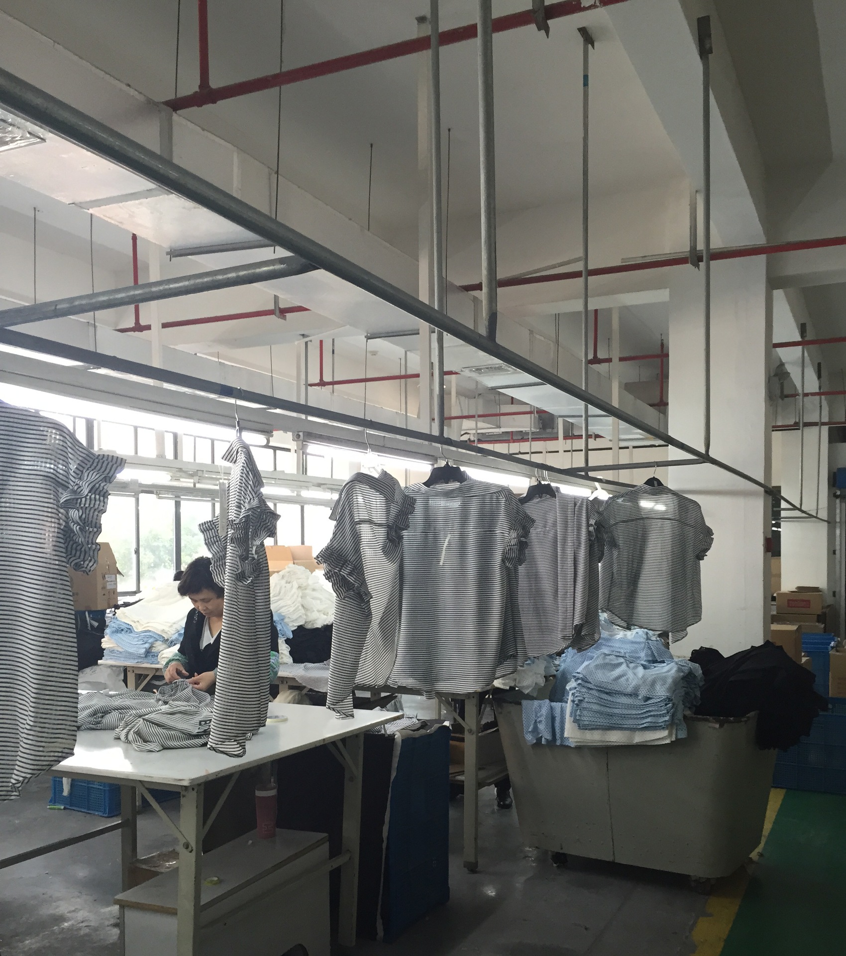 男装羽绒服_男装羽绒服 贴牌设计加工 简约时尚大气 大牌 - 阿里巴巴