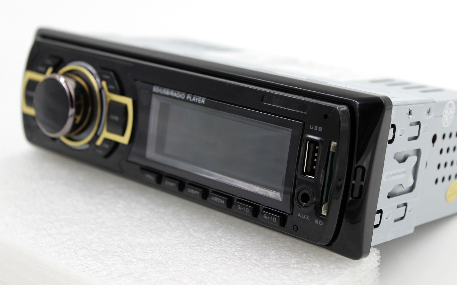 12v 24v大功率7388车载插卡机mp3 量大更优惠 货源稳定 u盘机