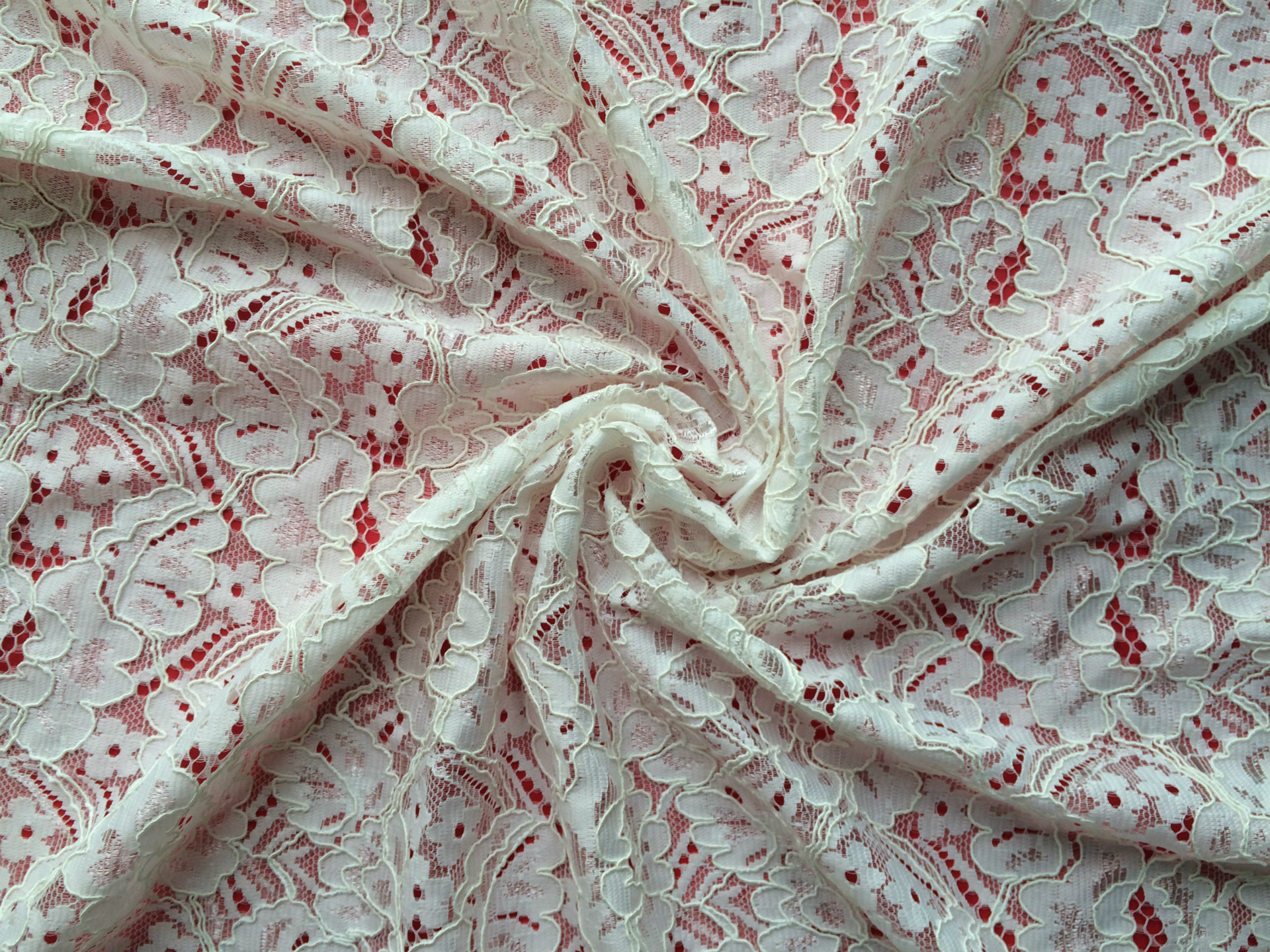 福建长乐蕾丝面料 现货流行时尚服饰面料锦棉 股线蕾丝