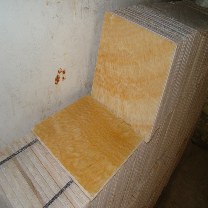 矿山工厂供应天然松香黄 黄玉石大理石板材 汗蒸房专用材料