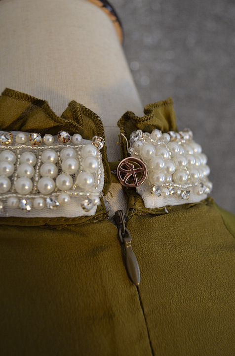 领口串珠立领长袖真丝连衣裙图片大全,刘志香(个体经营)-马可波罗网