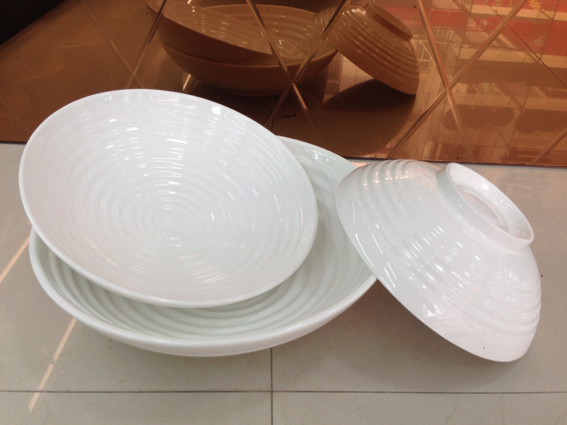 罗纹碗 厂家高品质低价格低骨瓷 釉面润亮光点多易清洗餐具