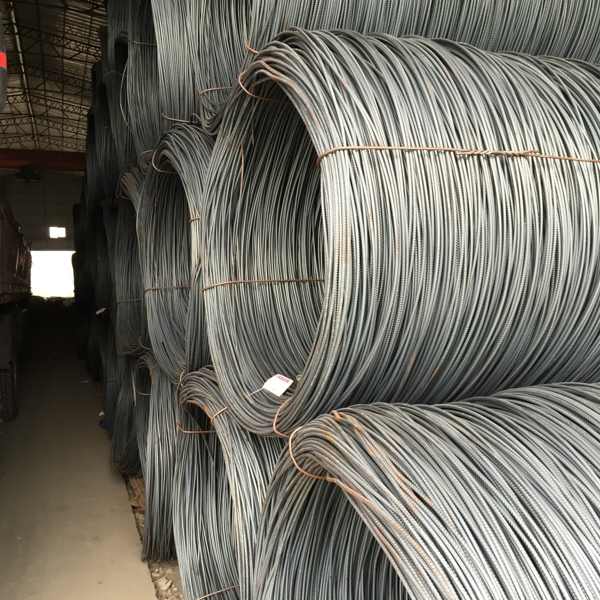 现货供应建筑用新三洲盘螺盘条直条可定尺加工【常州卡特钢材】.