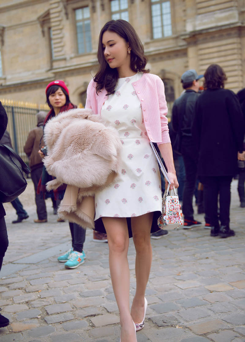 刘钰懿同款印花连衣裙 刘美人收腰修身大摆裙 短袖打底裙