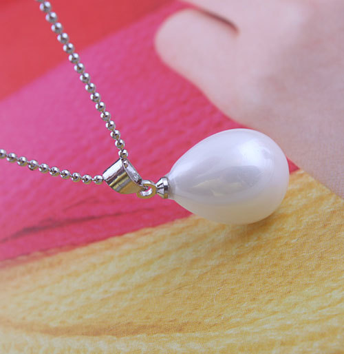 完美版 大号贝壳粉水滴珍珠项链批发 天然珍珠吊坠饰品一件代发