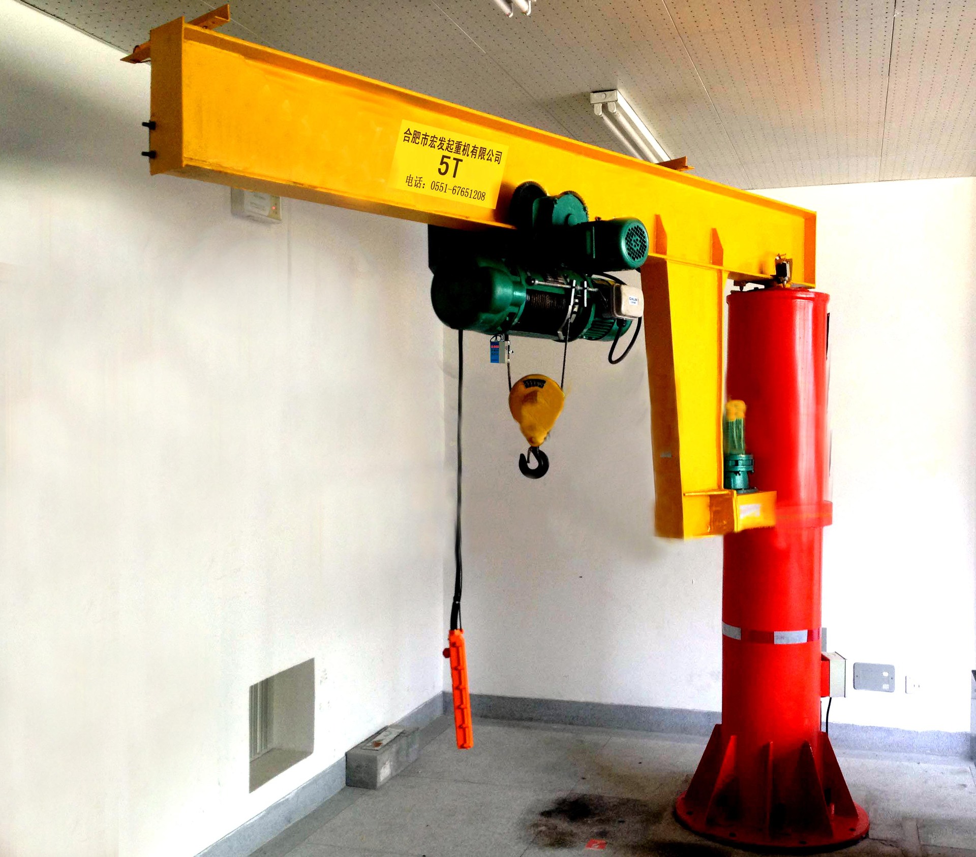 厂家供应悬臂式起重机 立柱式悬臂吊 250公斤单臂吊让利促销中