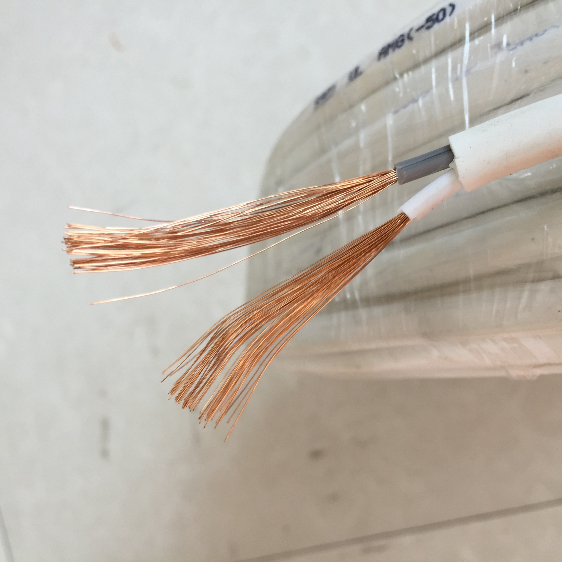 厂家直销 电线电缆 家用电线 rvvb 2x2.5平方铜软护套线 双股铜线