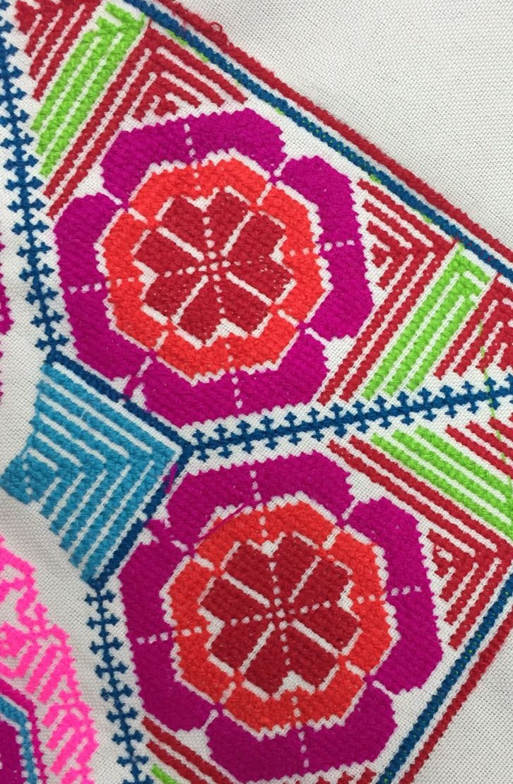 十字绣 民族风 坐垫 靠枕 毛线十字绣 粗线绣