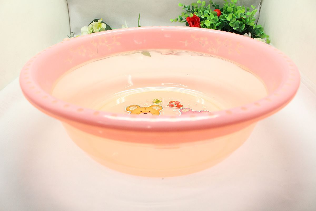 装水的盆子图片,放盆子的架子图片_大山谷图库