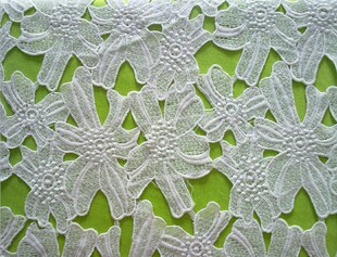 热销款 水溶 刺绣镂空 蕾丝面料 树叶图案