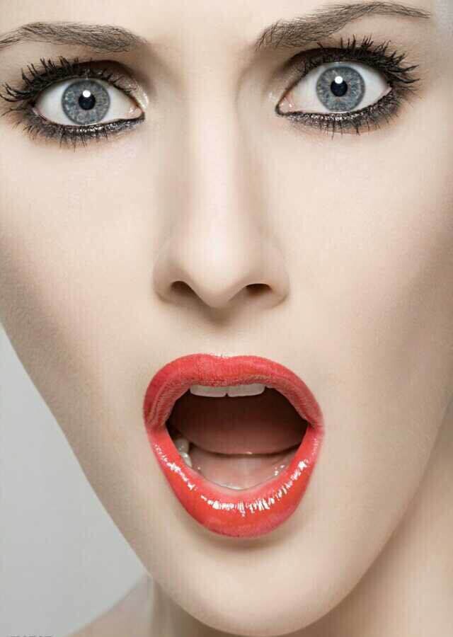 &nbsp;风靡韩国的美唇热潮:米约-唇立方恒彩保湿唇膏 四方菱形膏体