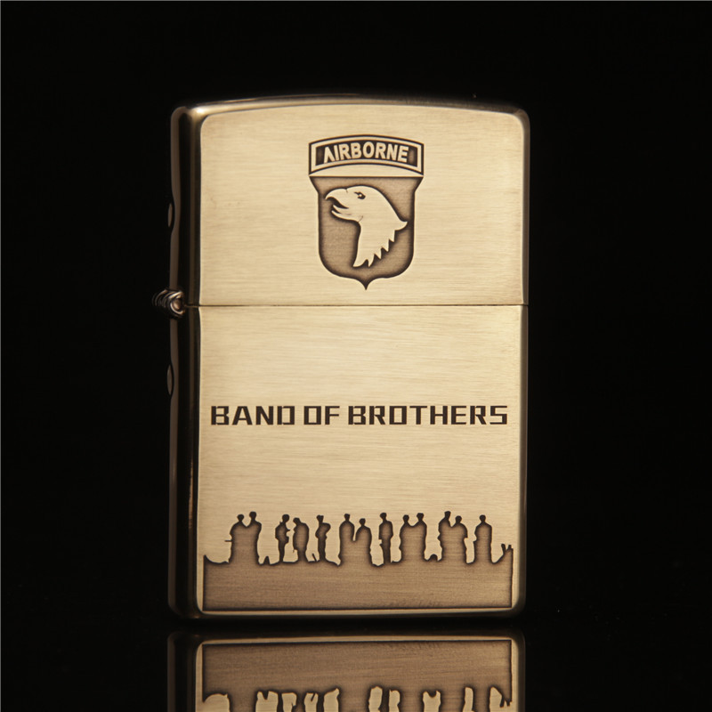 zippo打火机正品 纯铜 经典战争兄弟连 之宝打火机