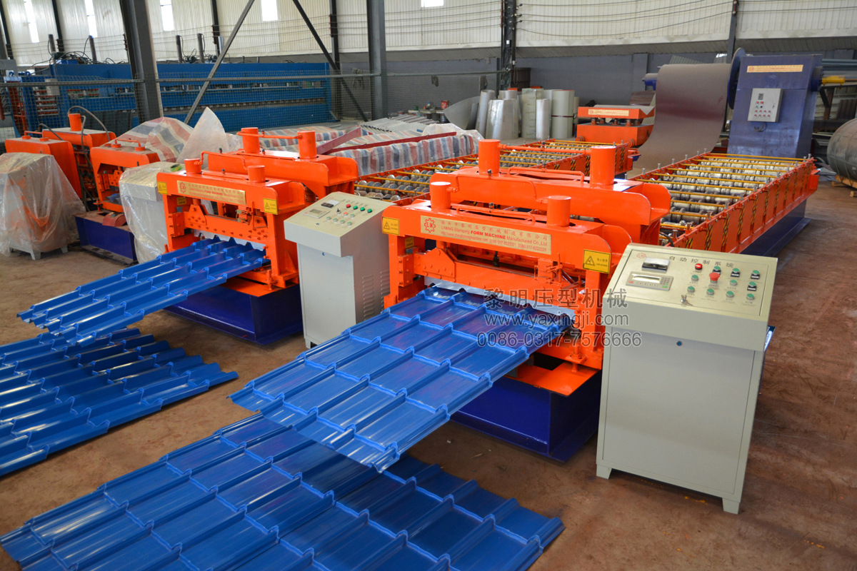 高配置840型仿古琉璃瓦压瓦机 梯形彩钢瓦滚压成型设备