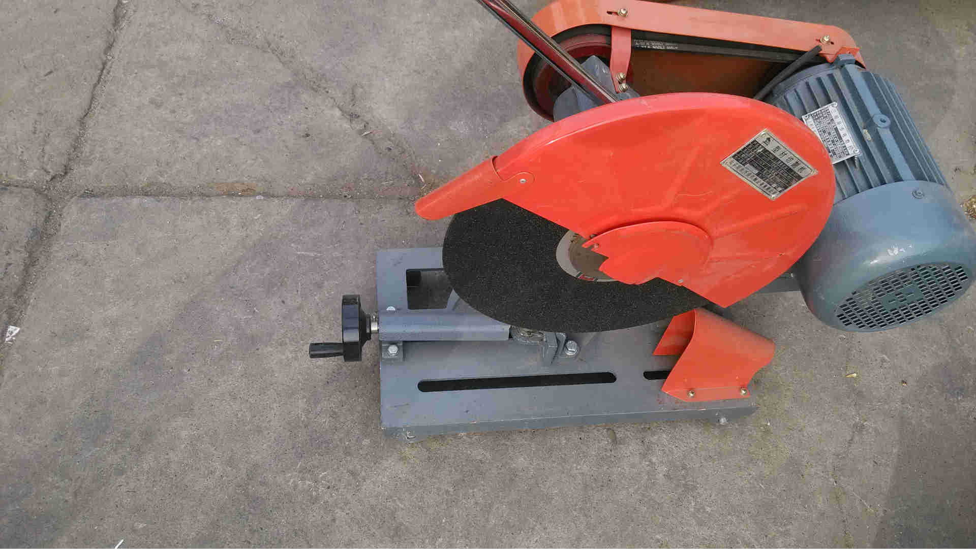 宝玛数控获得切割机用导丝轮组件专利确保供丝的平稳精准