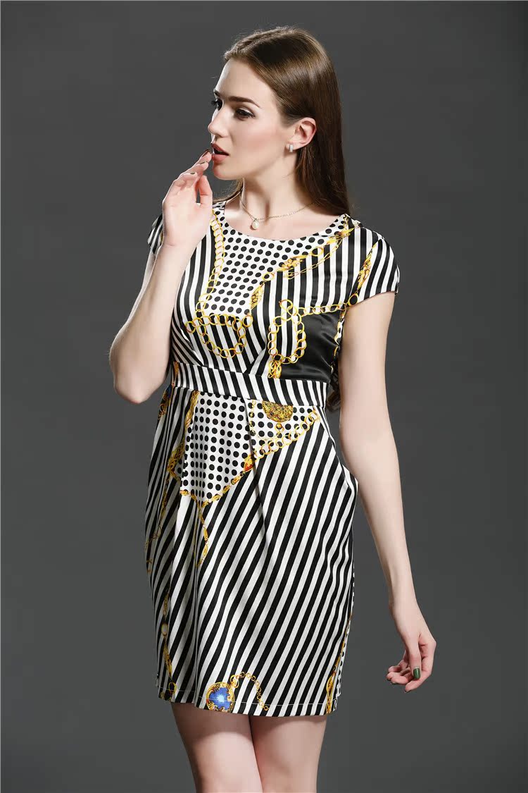 潮款时尚连衣裙女装 欧美时尚真丝短袖印花女式中裙连衣裙