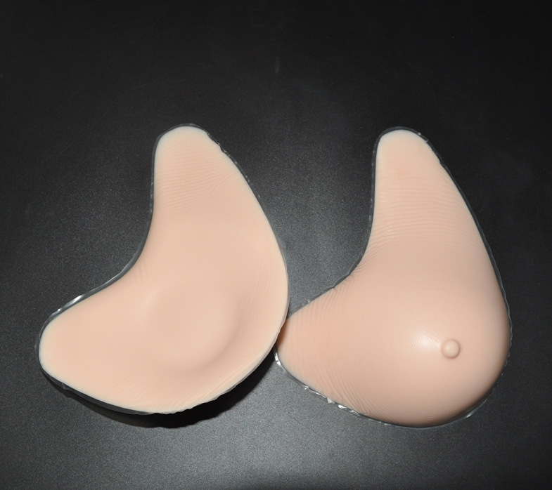 厂家直销假胸轻质义乳 医用术后义乳 魔力挺胸垫 魅力硅胶义乳