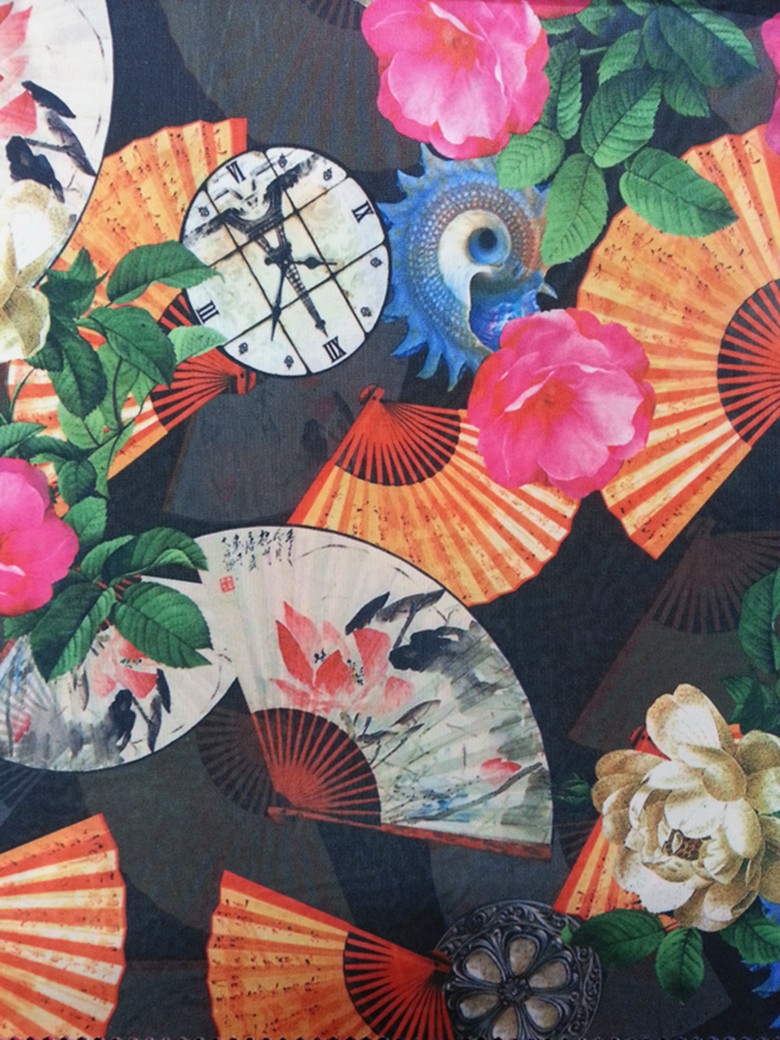 厂家直销高品质240克罗马布印时尚扇子花图案32纱支女装面料