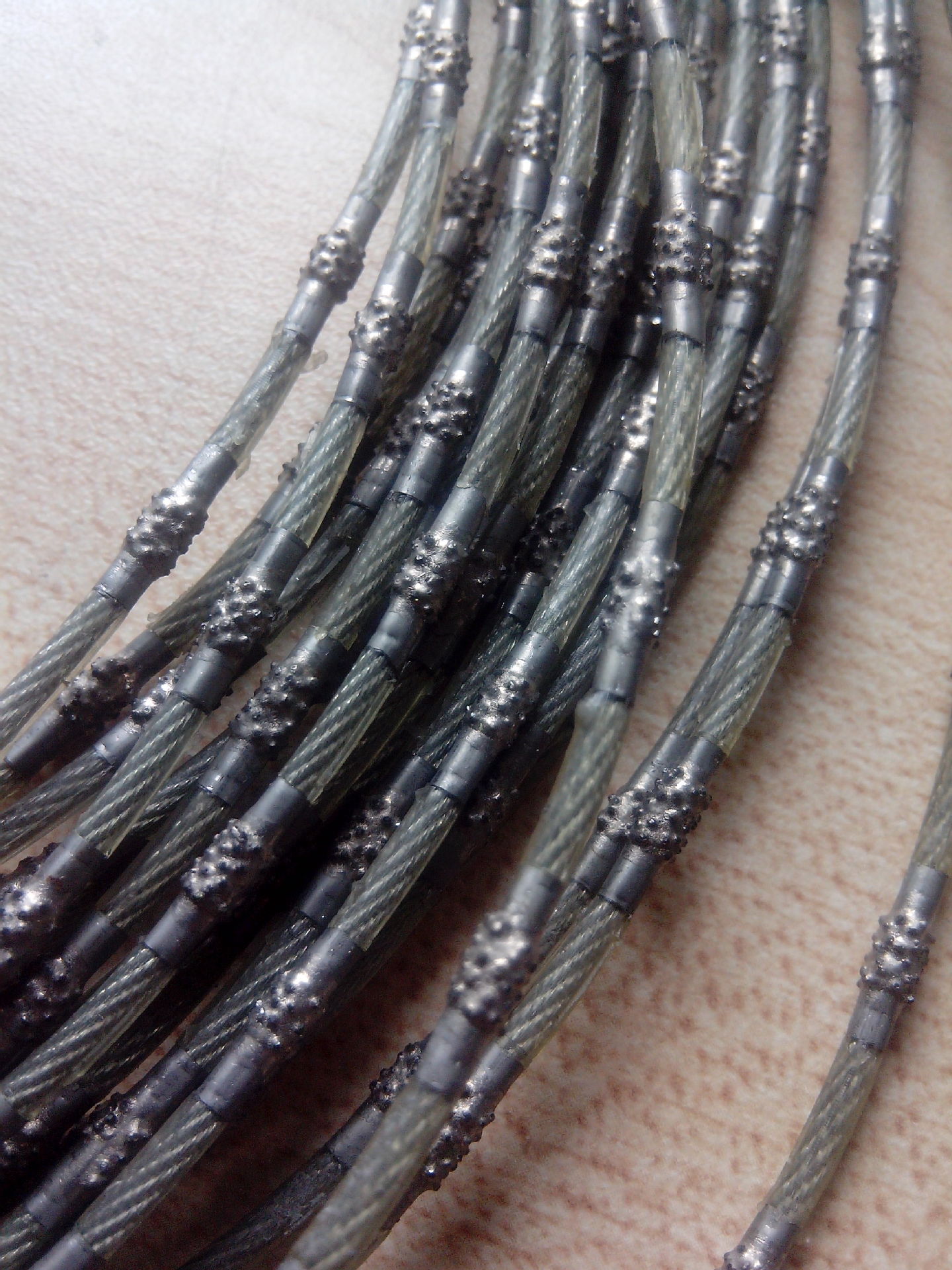 最细的金刚石绳锯,直径2.2mm,专利产品,省钱的切割利器图片_4