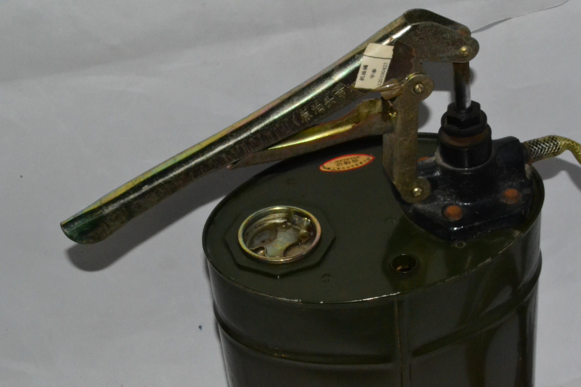 首页 汽摩及配件 加油站设备 手摇加注器齿轮油加注器机油加注器高档