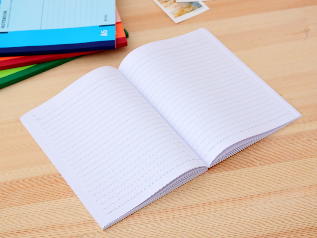 清新简约糖果色a5记事本 气质大方英文字母notebook