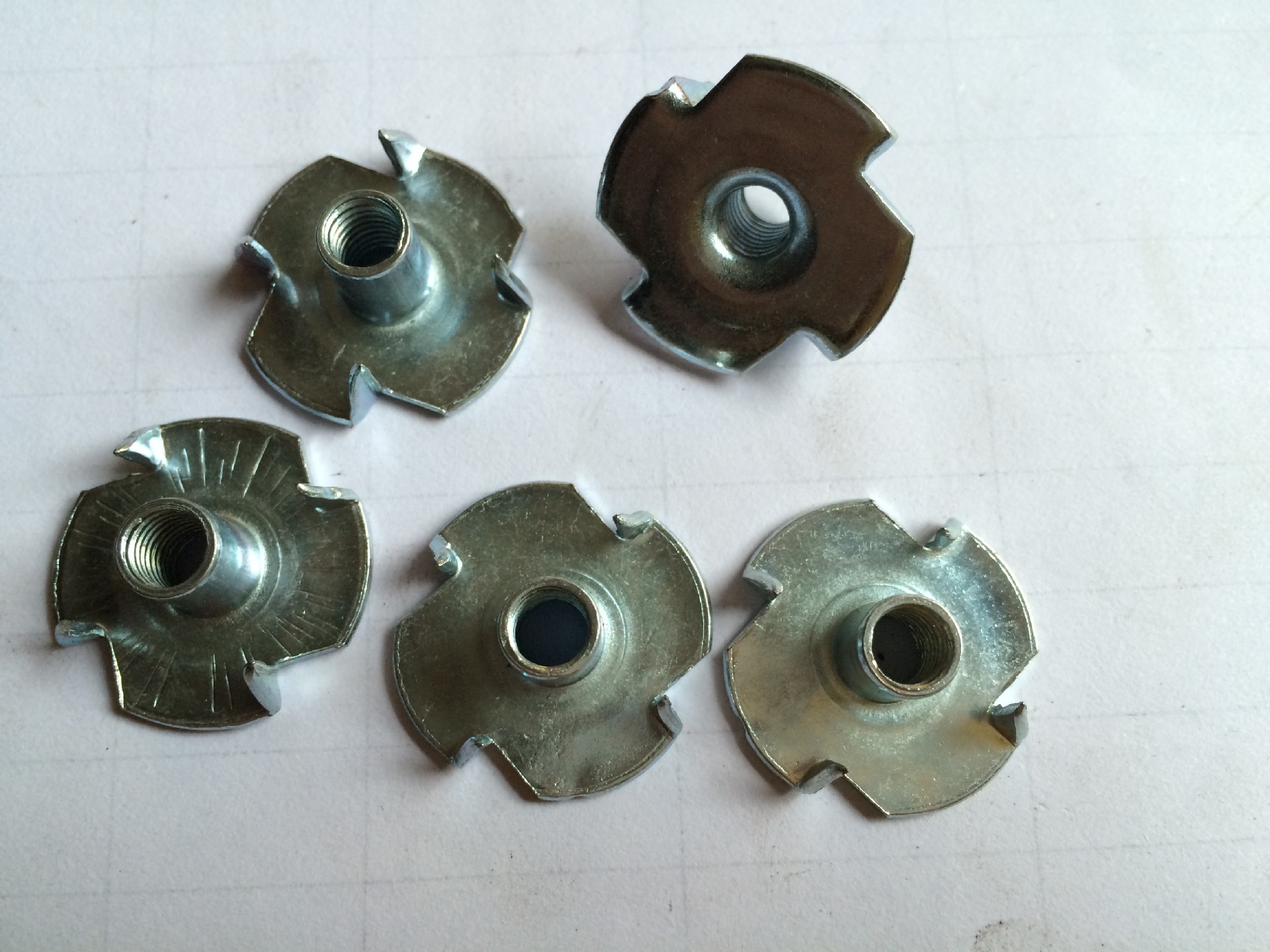 优质国标大底冲压四爪螺母m6*25*11,平底四爪螺帽,四爪钉