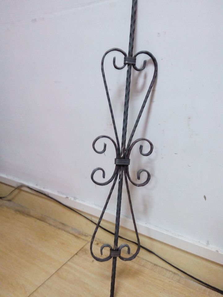 达生铁艺之锻打铁艺梯花,批量供应,厂价直销