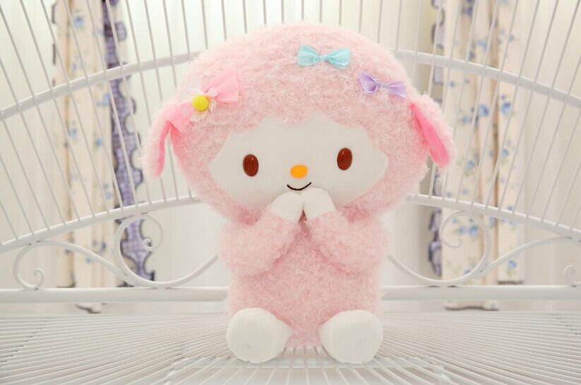 外贸尾单粉嫩卷毛可爱卡通美乐蒂羊公仔抱枕毛绒玩偶公仔玩具