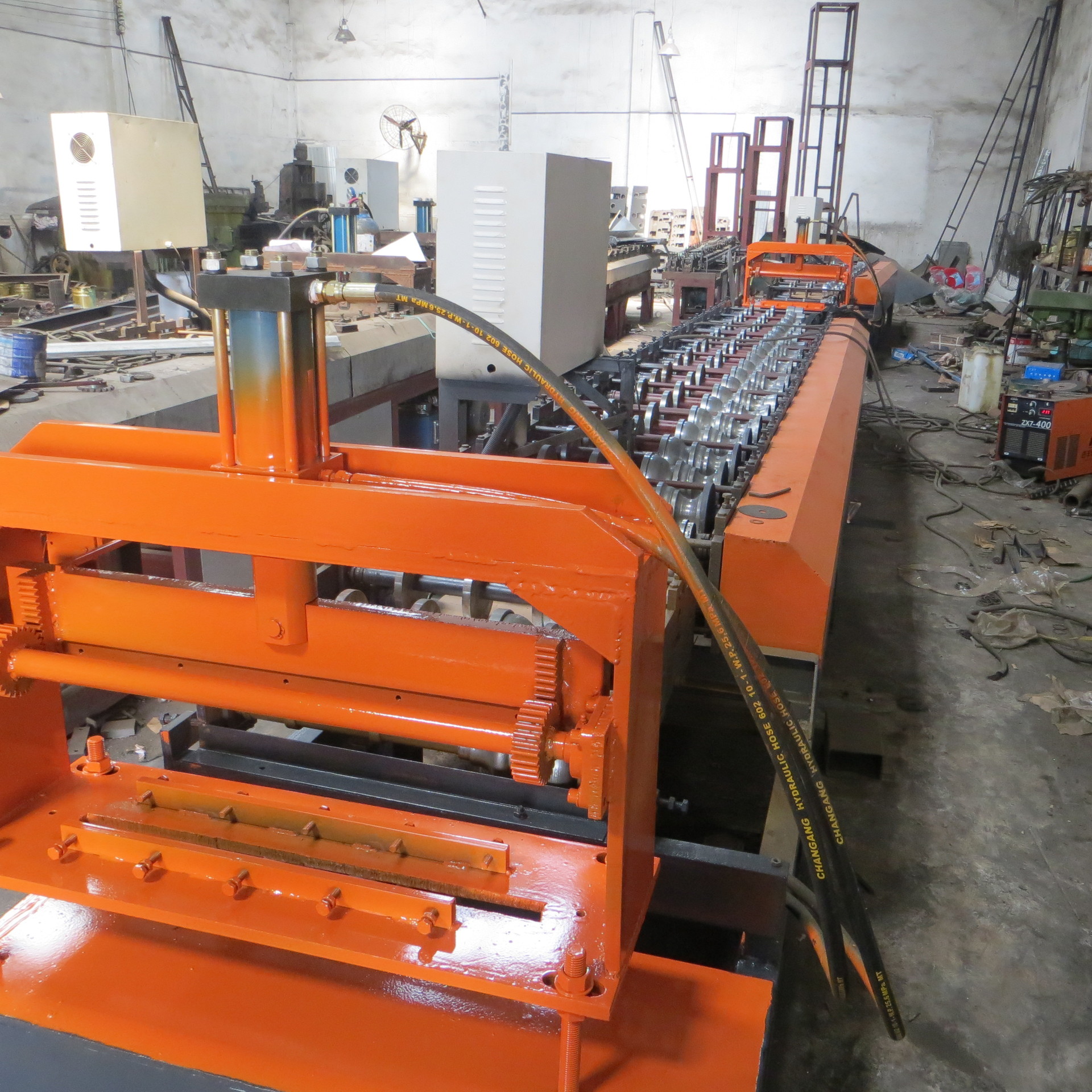 厂家直销防盗门框机 花边门框机械设备 拉框机械